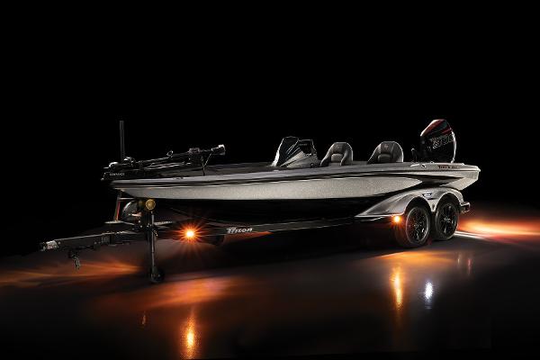 2026 Triton 21XP Patriot - 97