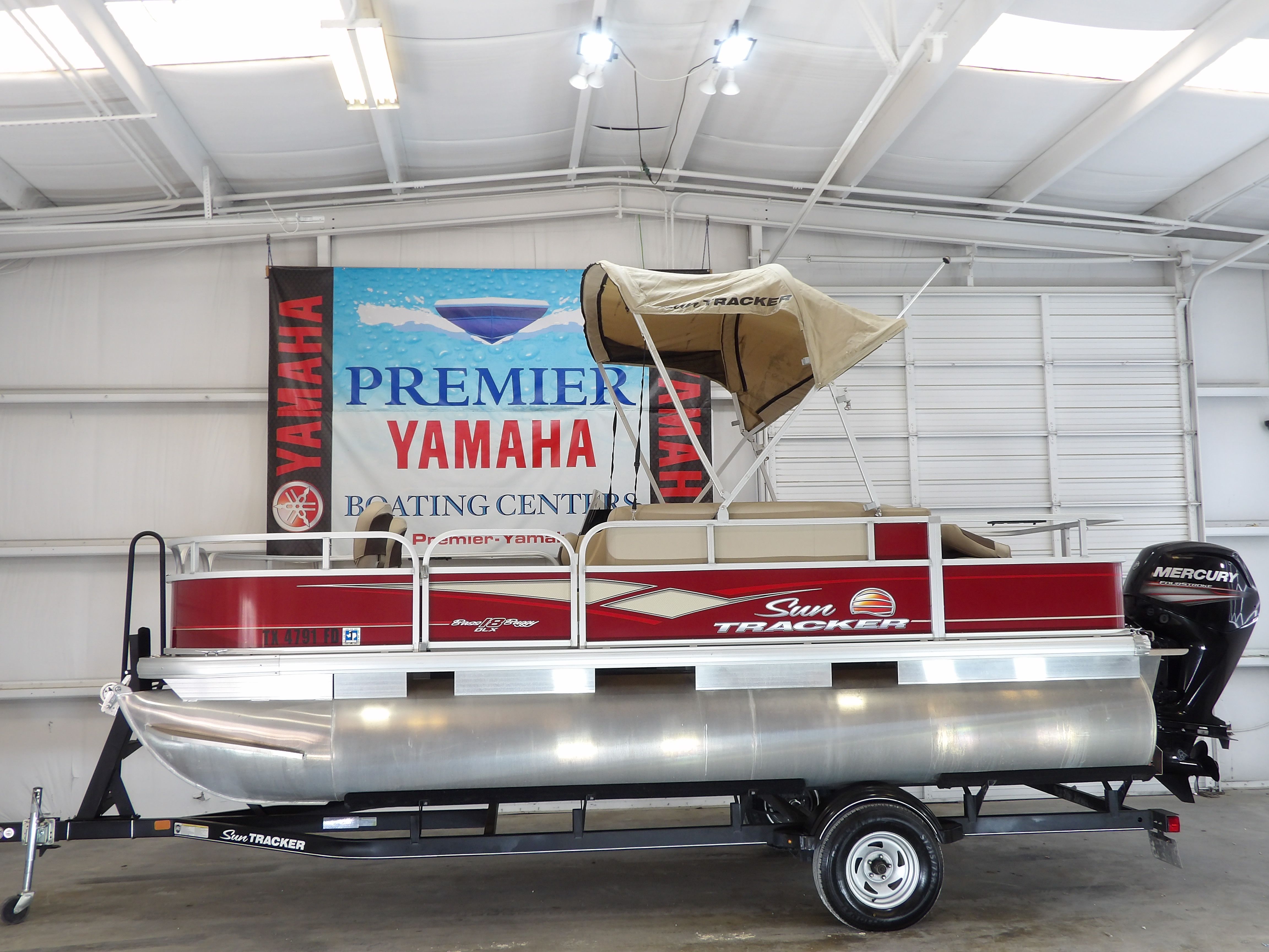 2019 Sun Tracker 18 Bass Buggy