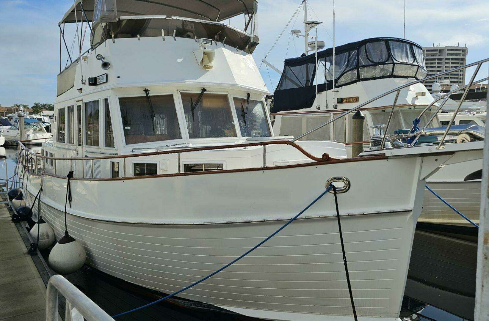 1997 Grand Banks 49 Classic - Image 3