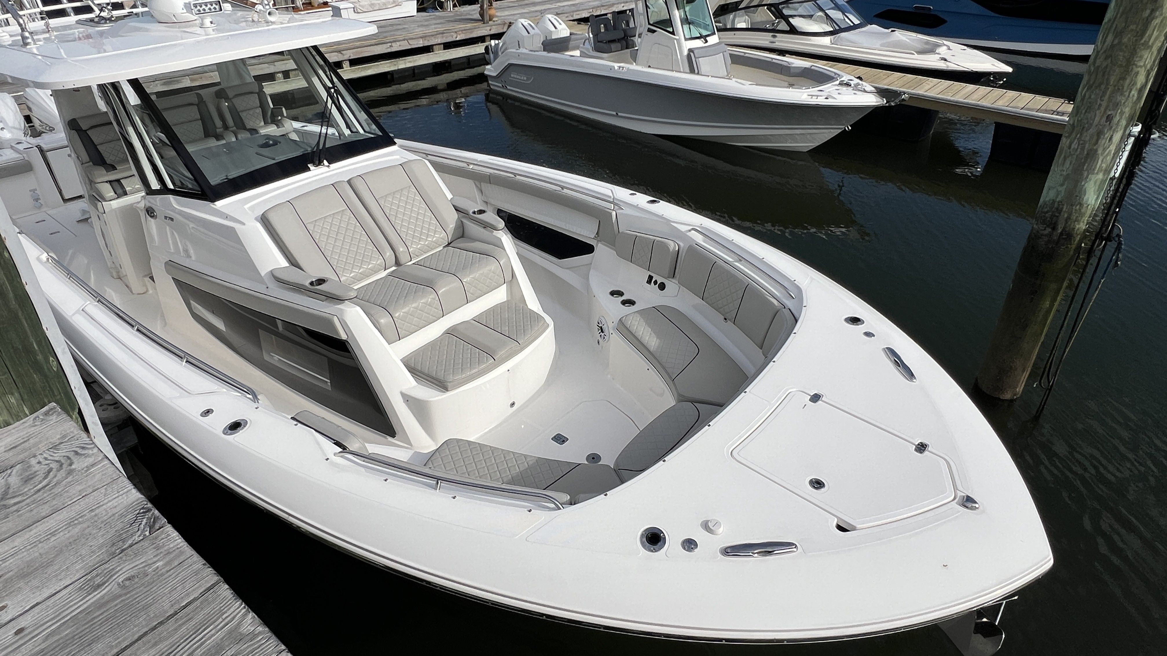 2023 Pursuit S378 - 86