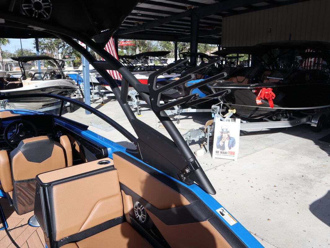 2026 Yamaha Boats 255XD - 12