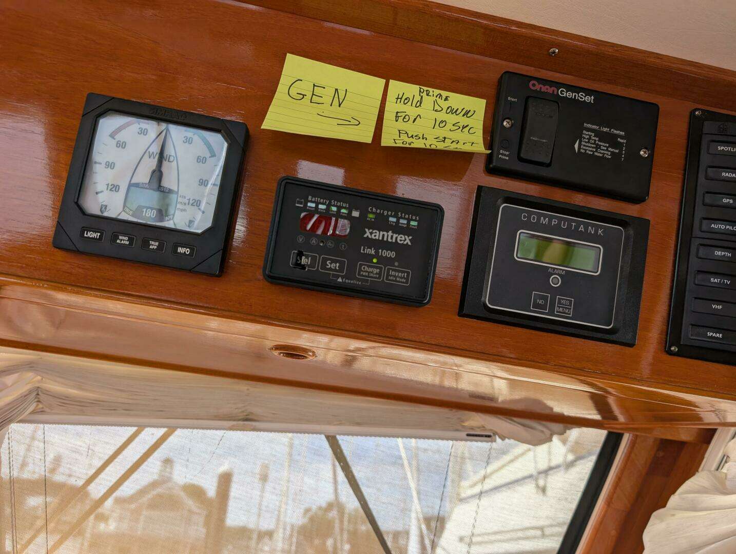 2006 Grand Banks — - Image 8