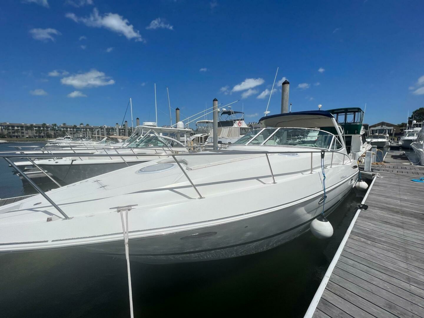 2007 Cruisers Yachts 340 Express - Image 5