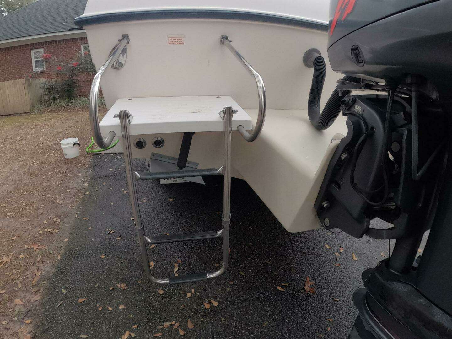 2001 Grady-White Gulfstream 232 - Image 8