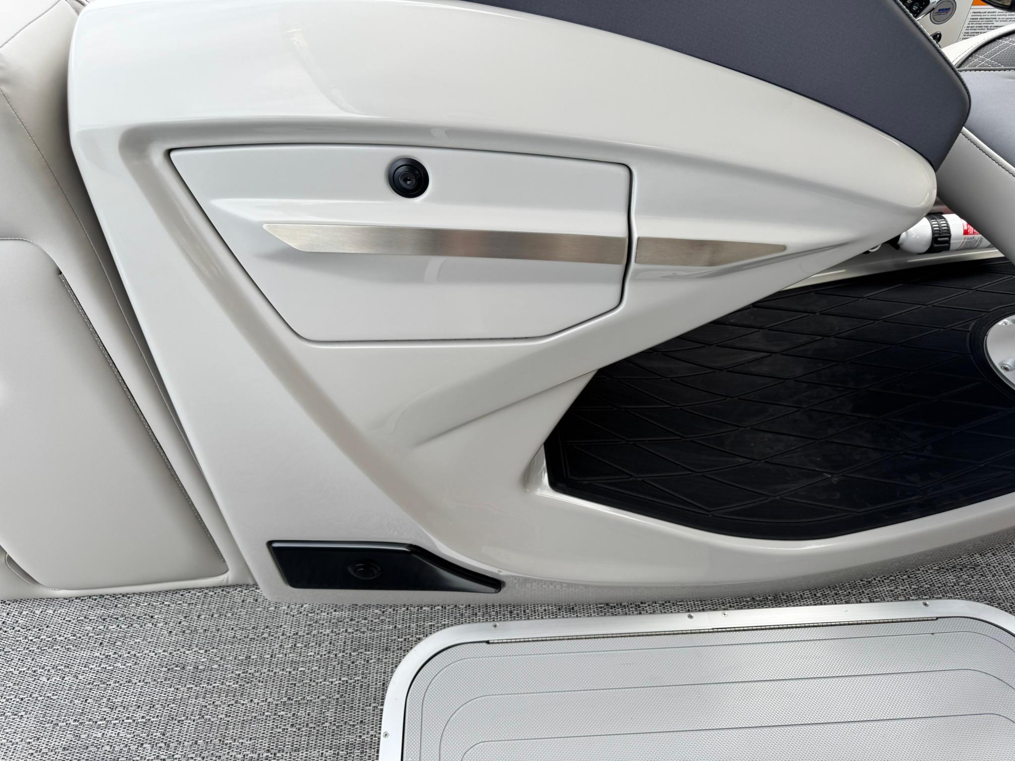 2025 Barletta Lusso 23UC interior detail, featuring sleek design and modern finishes.