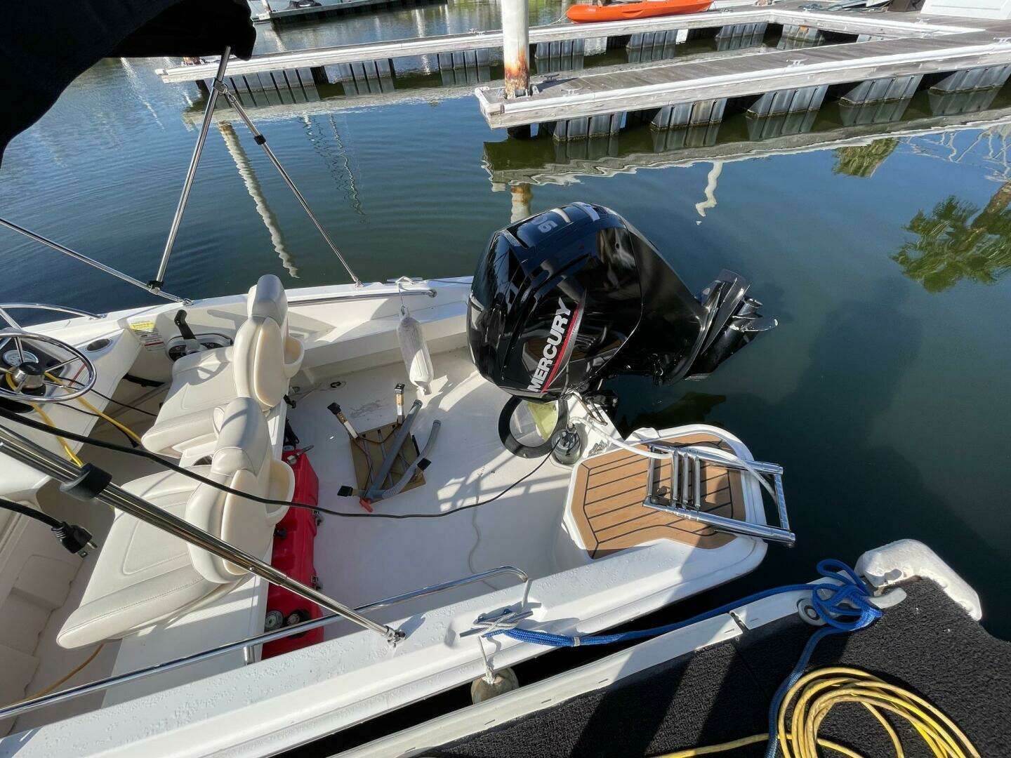 2021 Boston Whaler — - Image 7