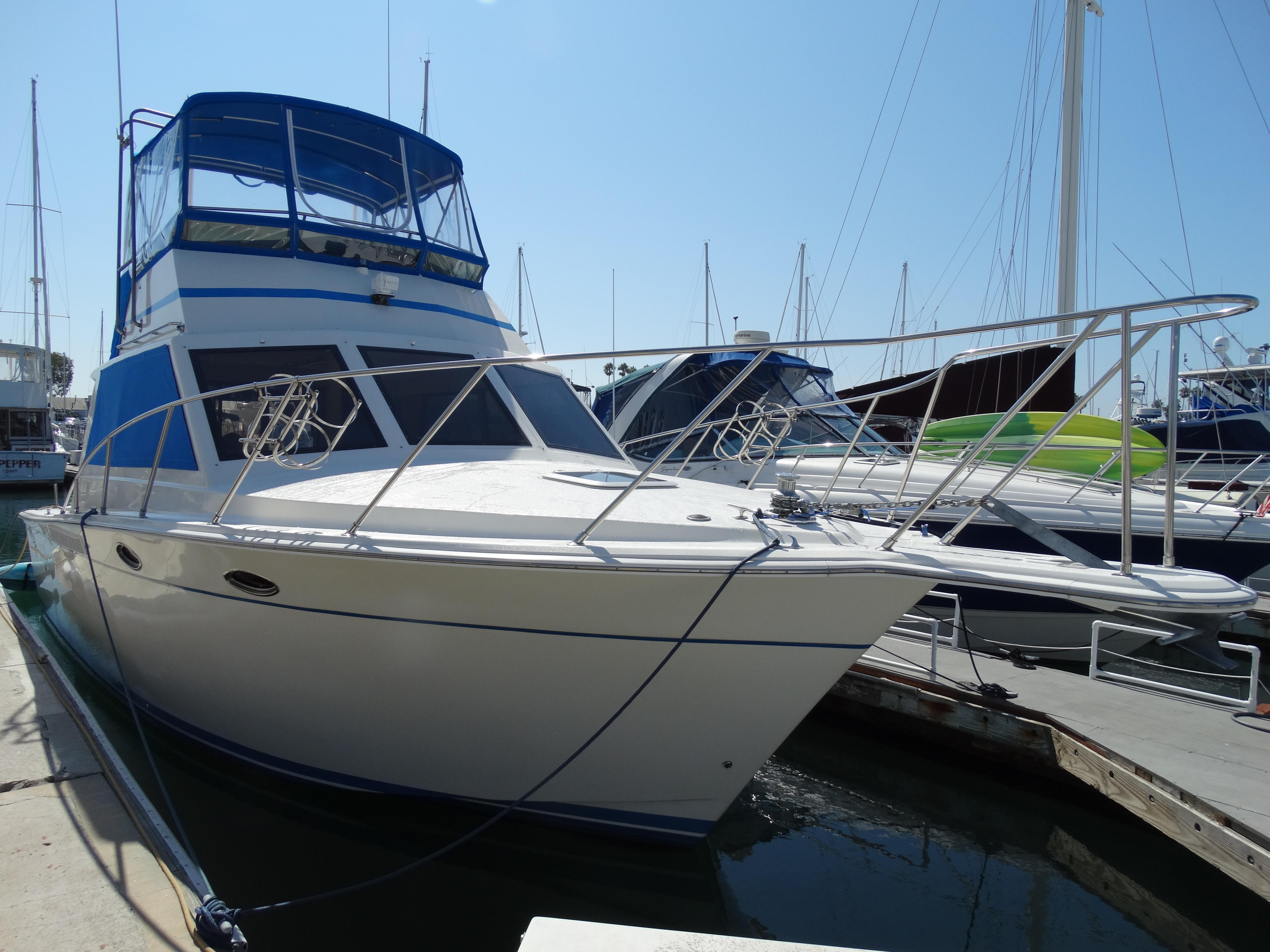1991 Egg Harbor 33 Sedan