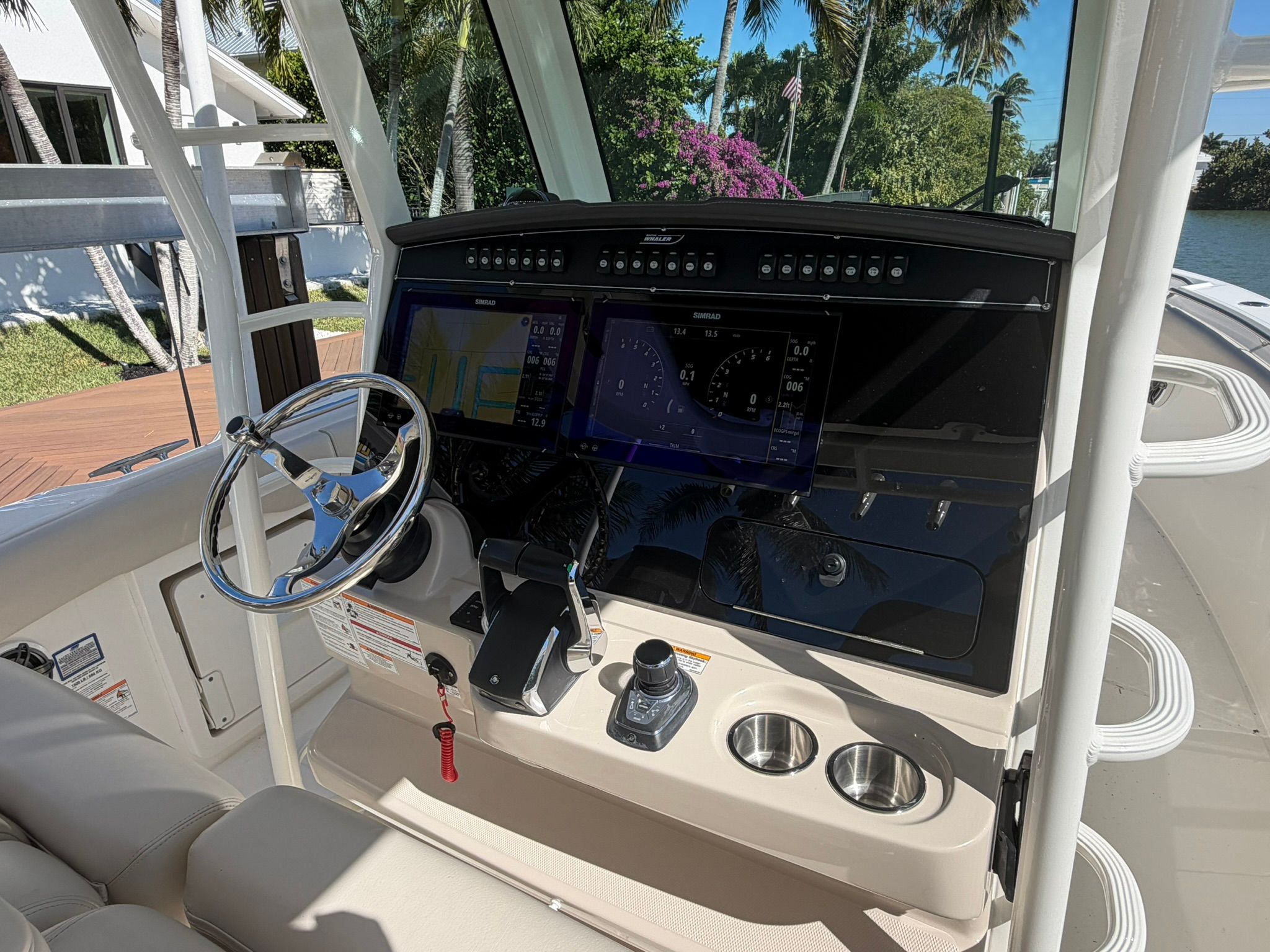 2024 Boston Whaler 330 Outrage - 22