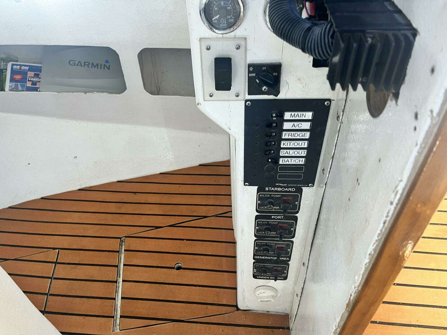 2008 Custom Glenn Young 32 Lafitte Skiff - Image 30