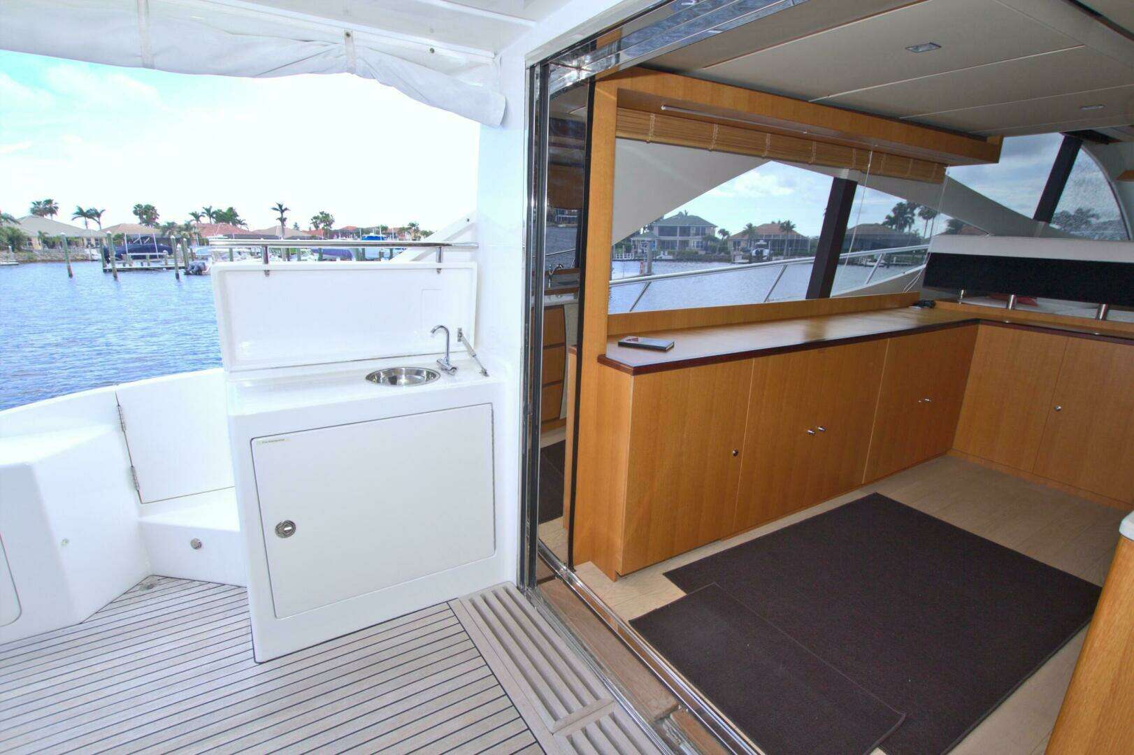 2015 Dyna Yachts 60 Pilothouse Motoryacht - Image 36
