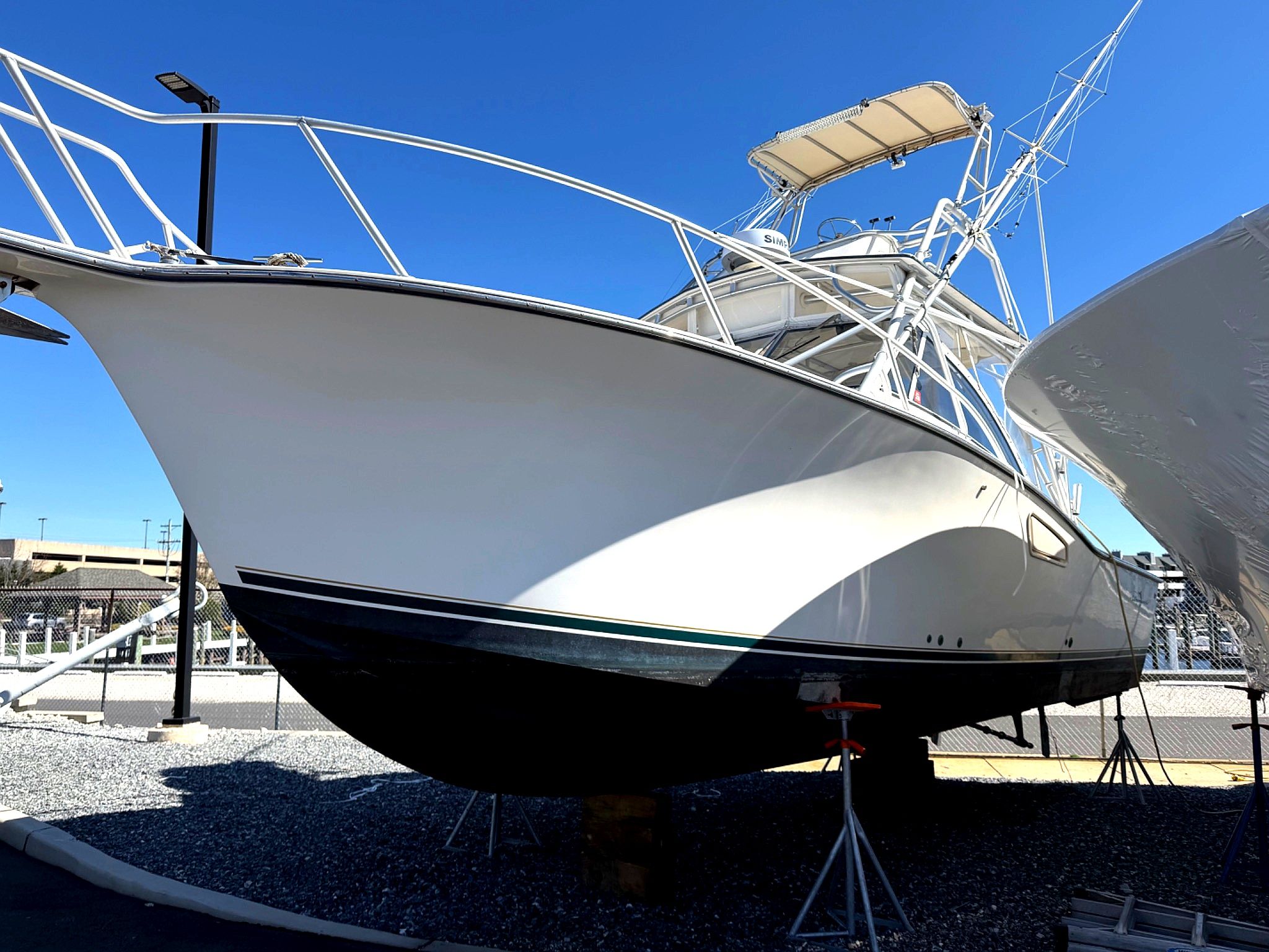 2002 Albemarle 305 Express Fisherman