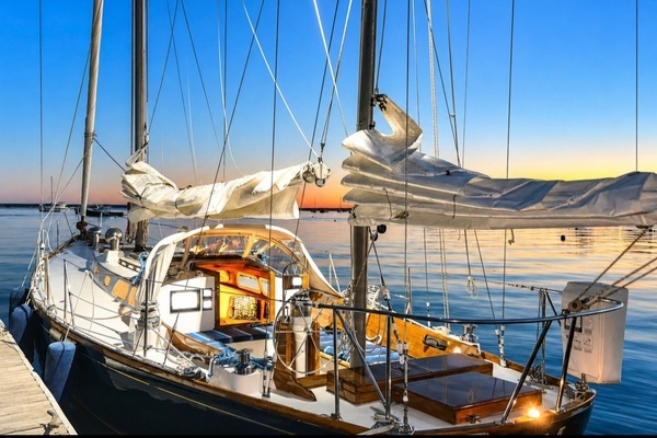 1970 Hinckley Bermuda 40
