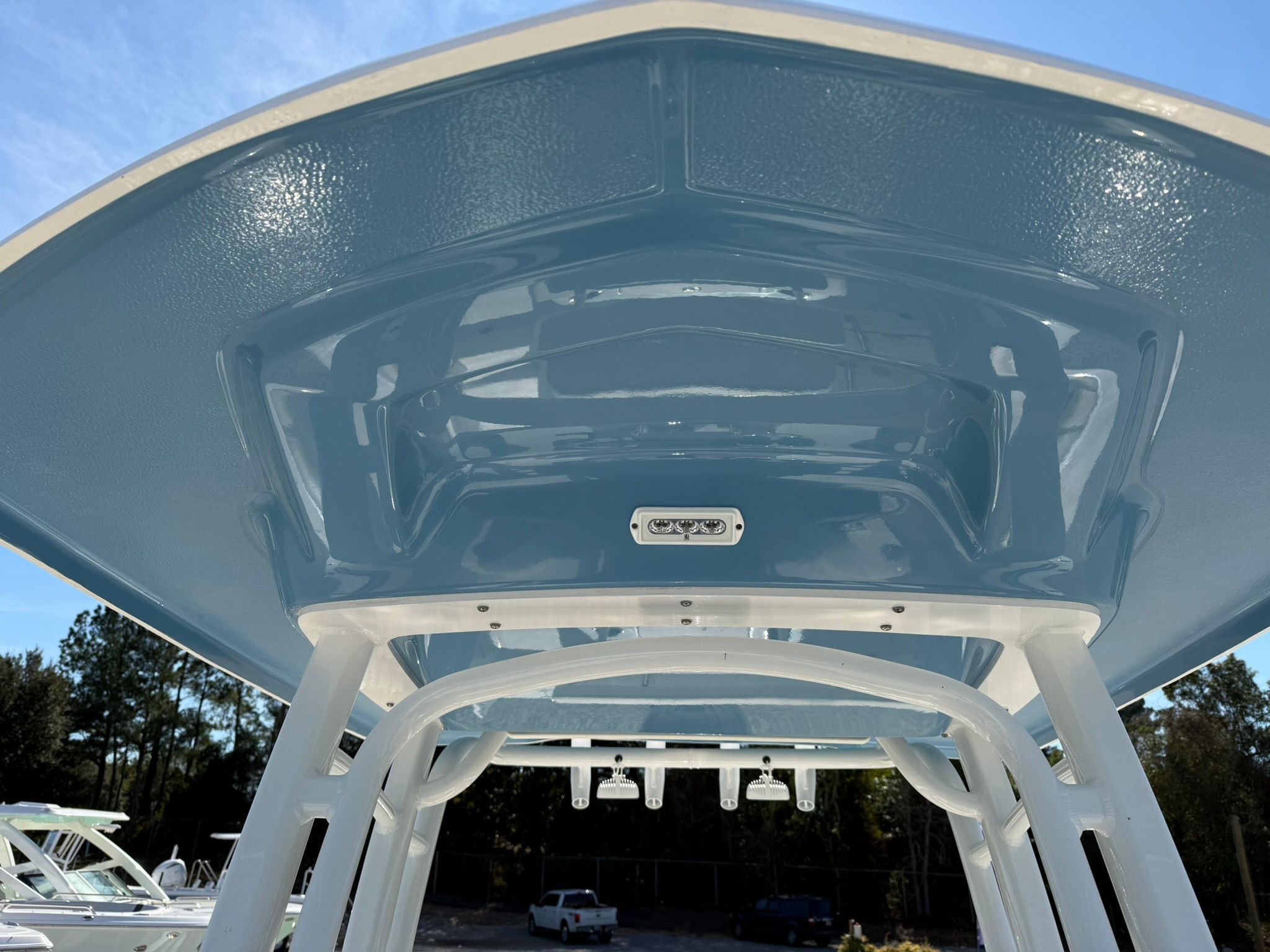2026 ROBALO 222 CC - Image 25