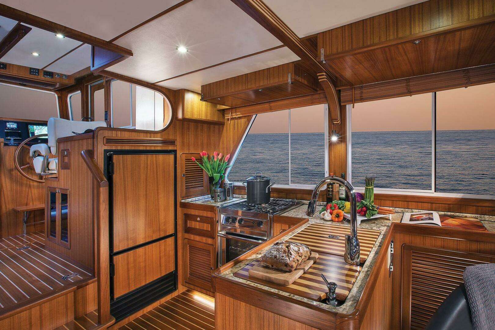 2026 Helmsman Trawlers 38E Pilothouse - Image 25