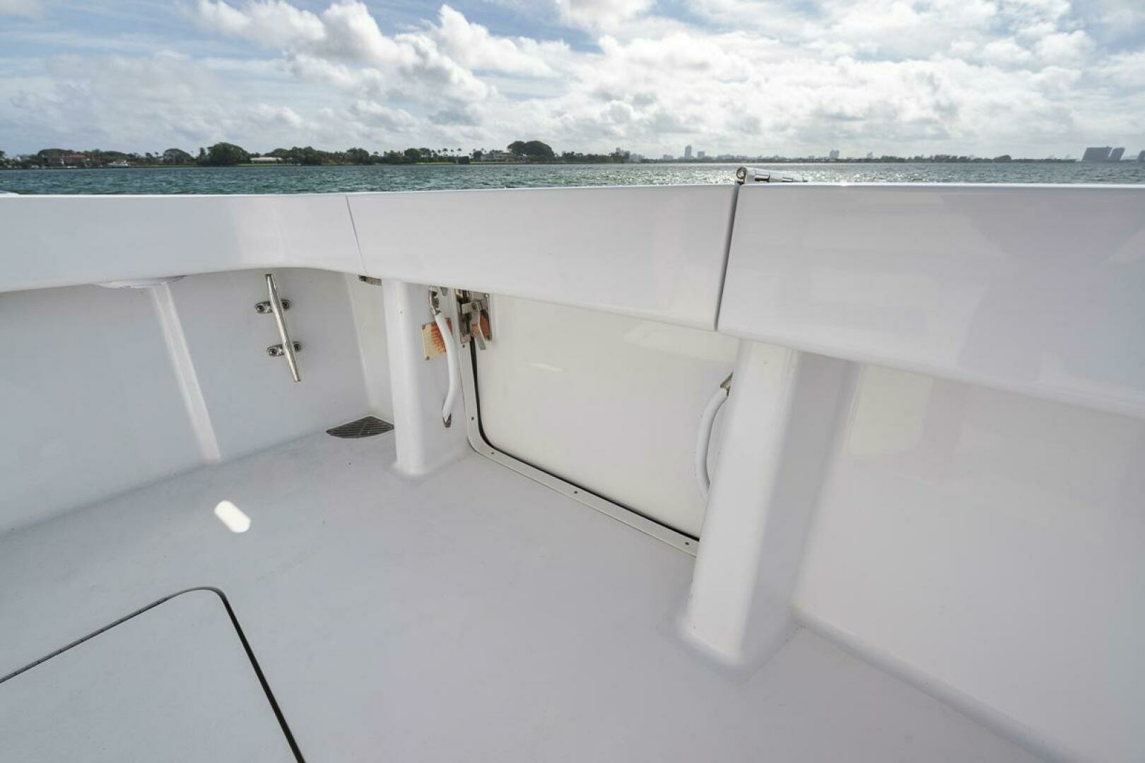 2007 Viking 52 Sport Coupe - Image 47