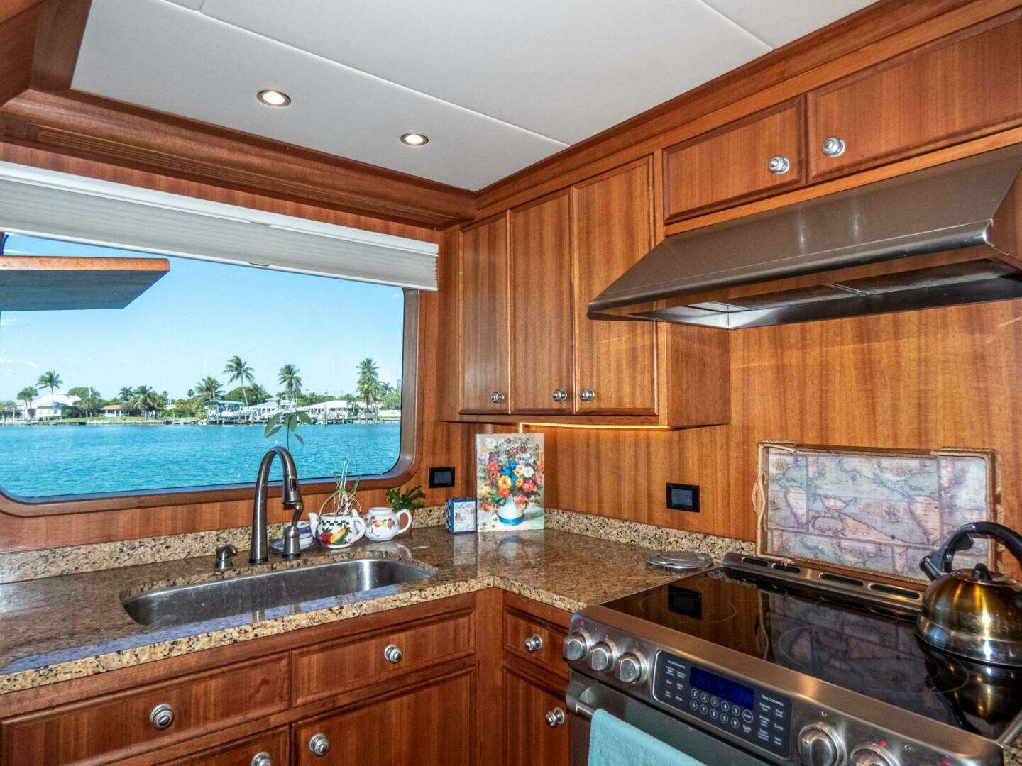 2017 Northern Marine Expedition Motor Yacht - Image 50