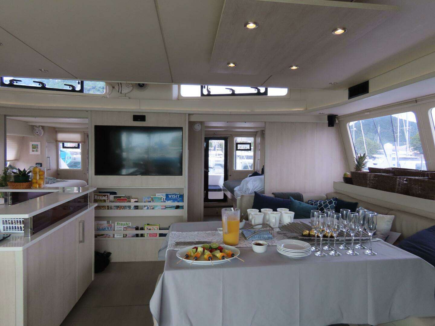 2016 Leopard 58 - Image 23