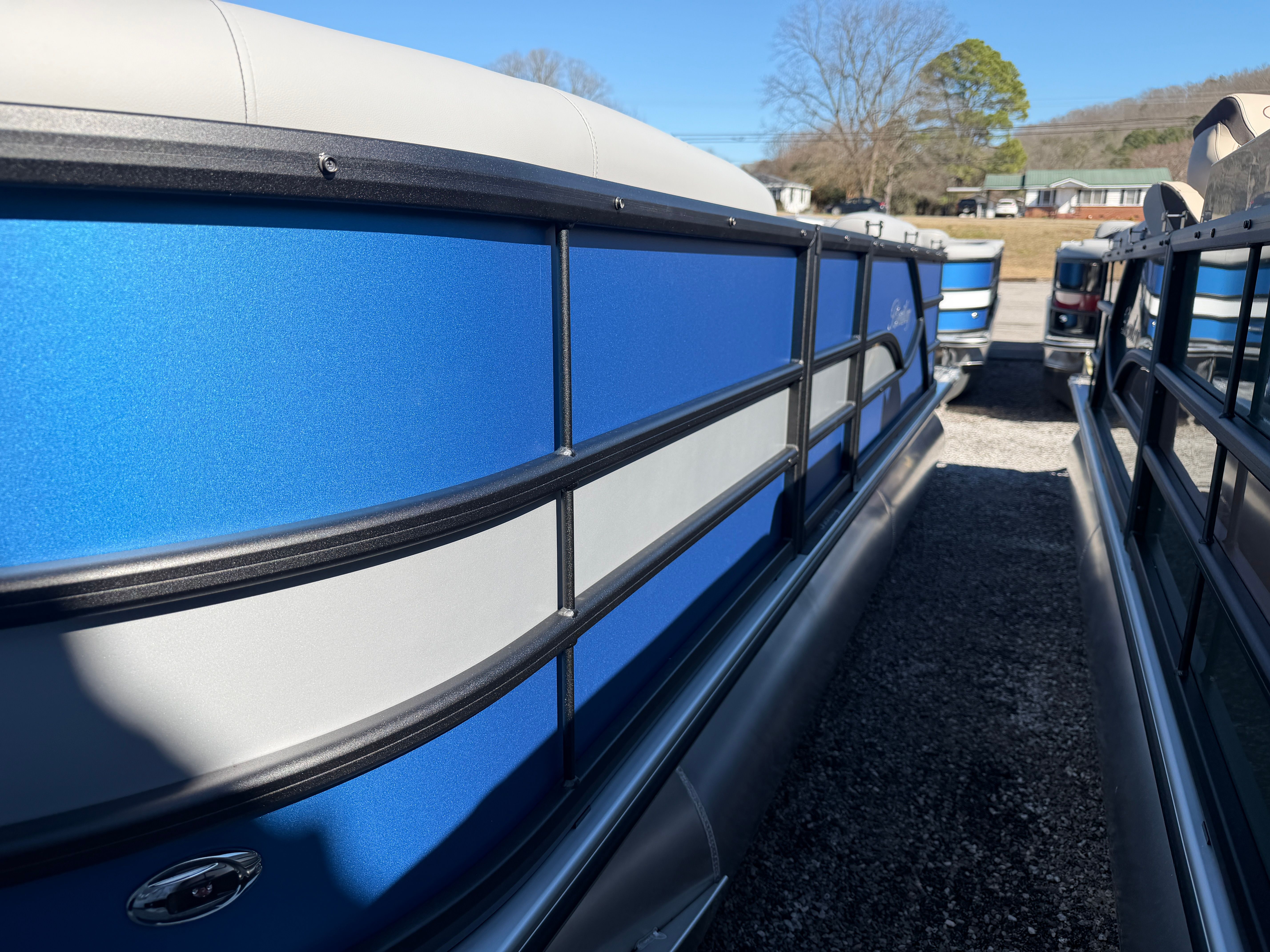 2026 Bentley Pontoons Legacy 200 Cruise - 3