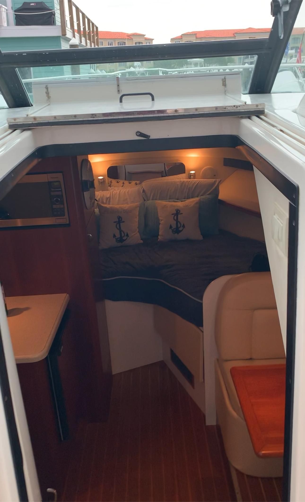 2006 Tiara Yachts 2900 Open Classic - 20