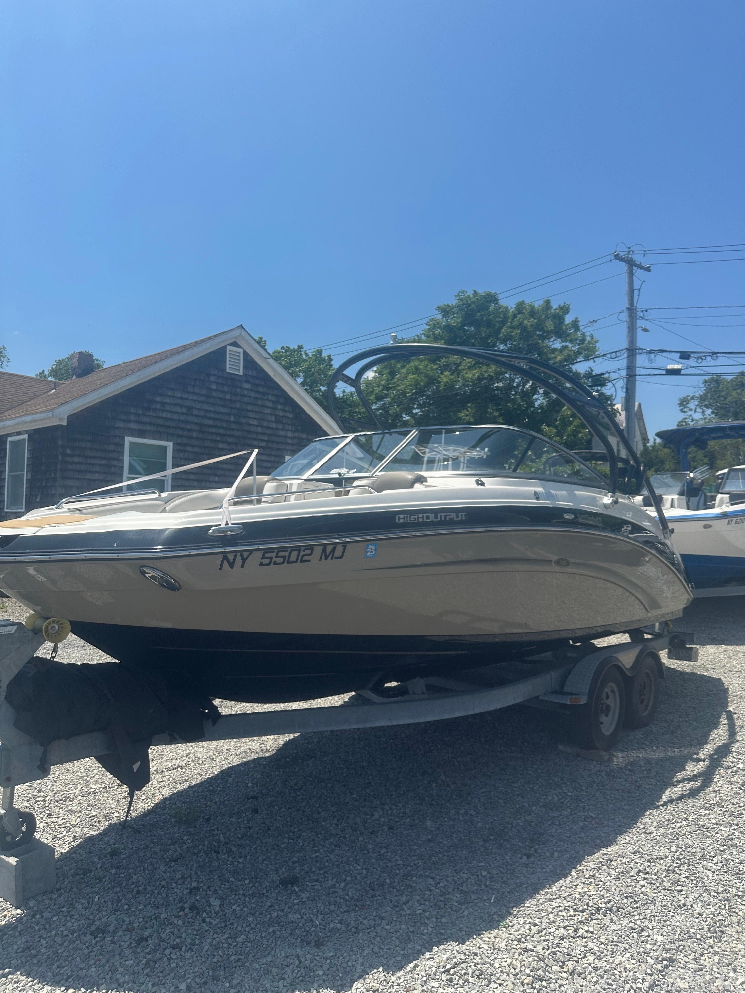 2013 Yamaha Boats 242 Limited S