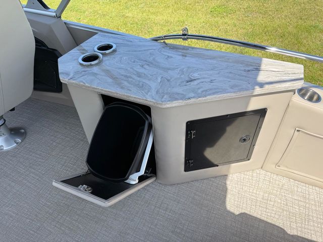 2025 Tahoe 2385 CASCADE CRUISE REAR BENCH - 15