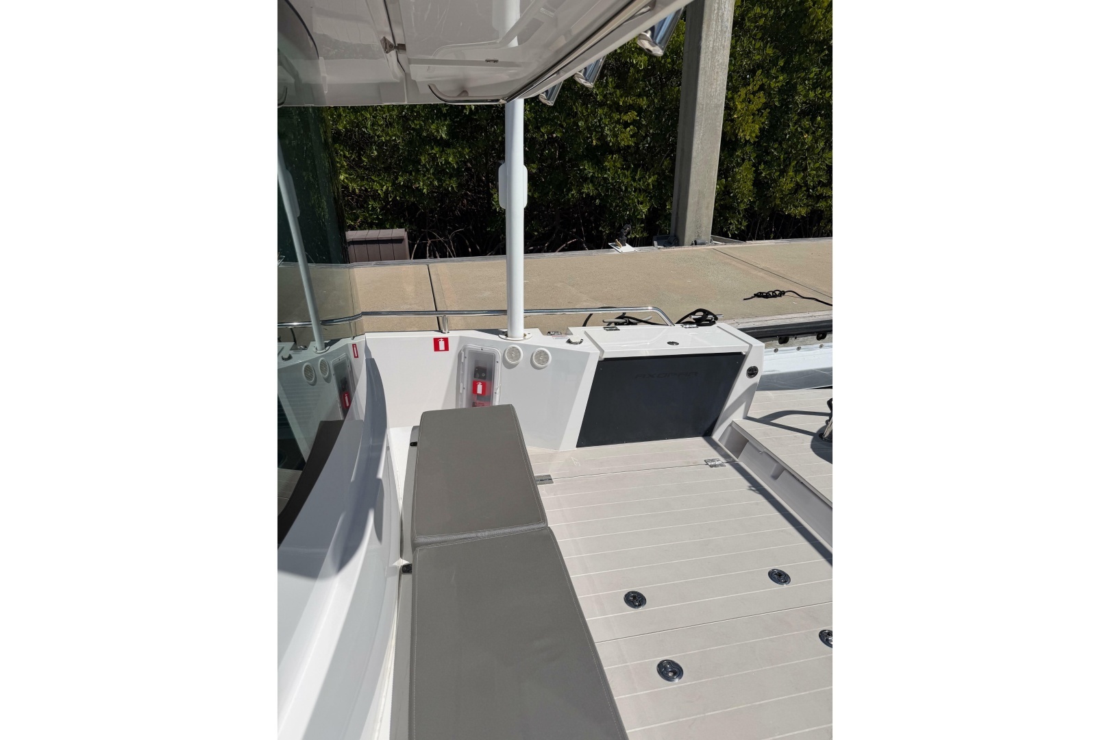 2018 Axopar 37 Cabin - Image 13