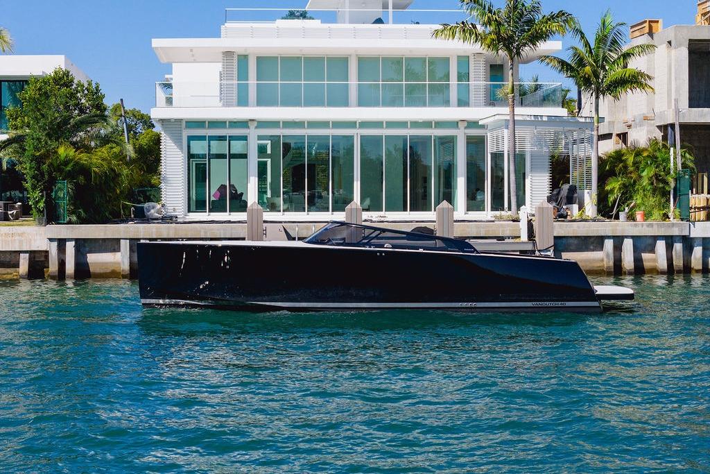 2021 VanDutch 40.2