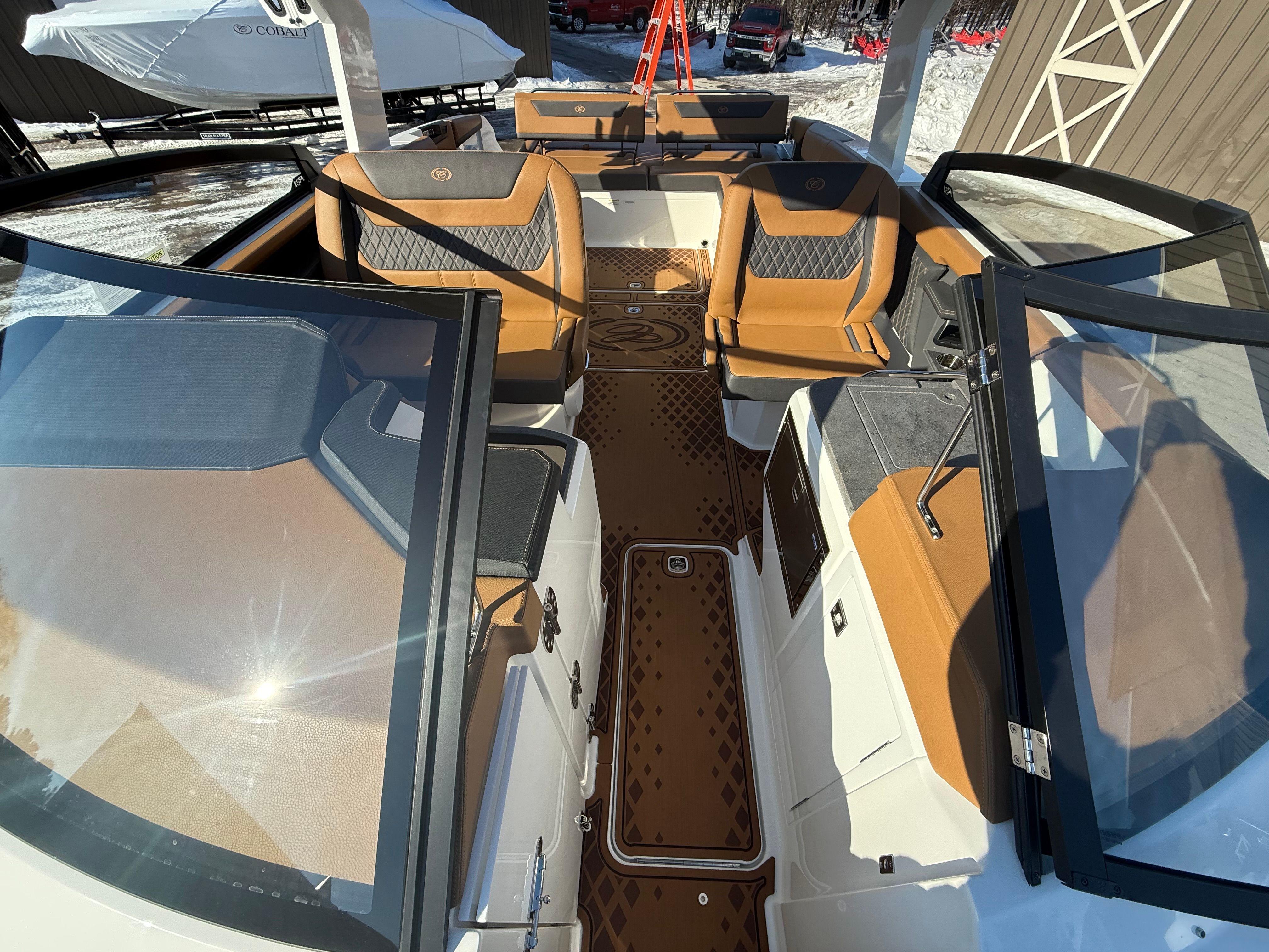 2026 Cobalt R31 Surf - 33