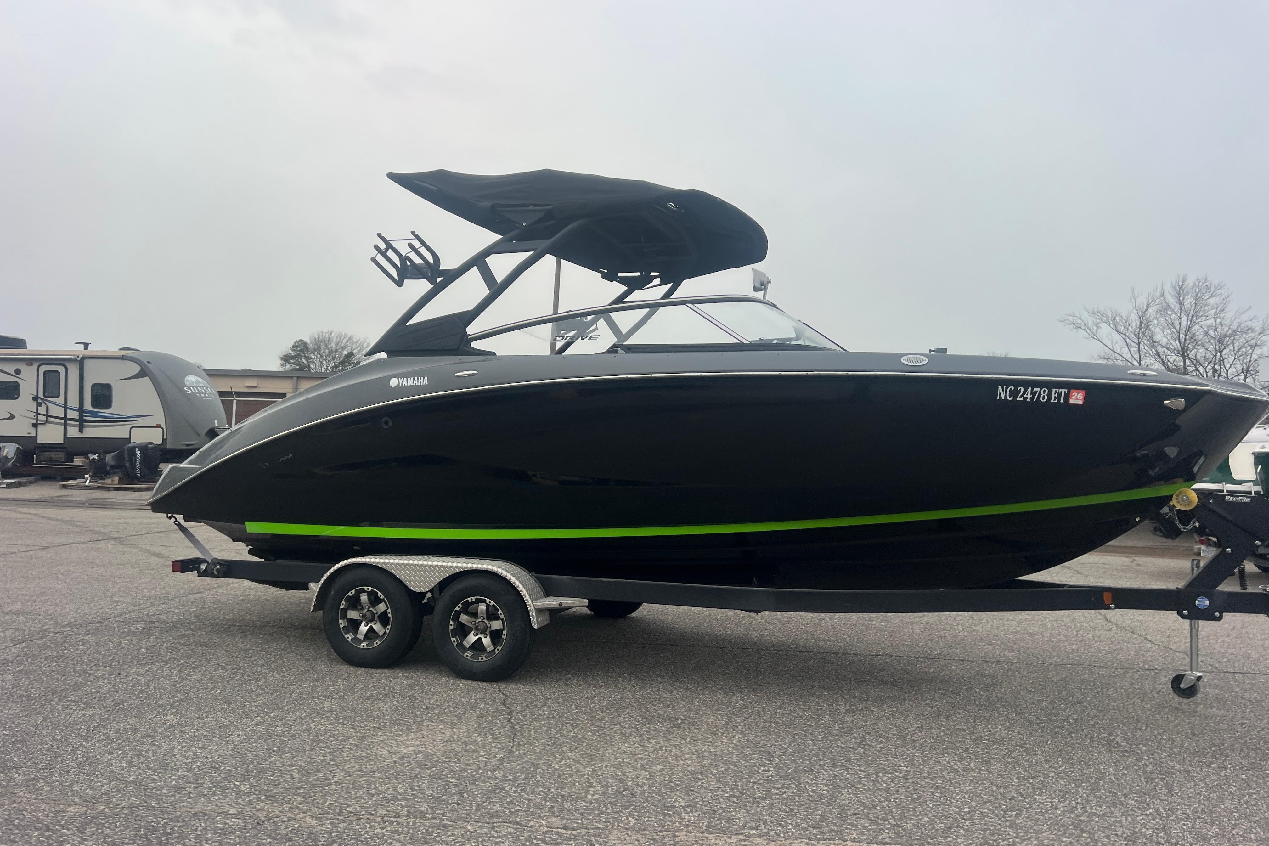 2021 Yamaha Boats 255XD