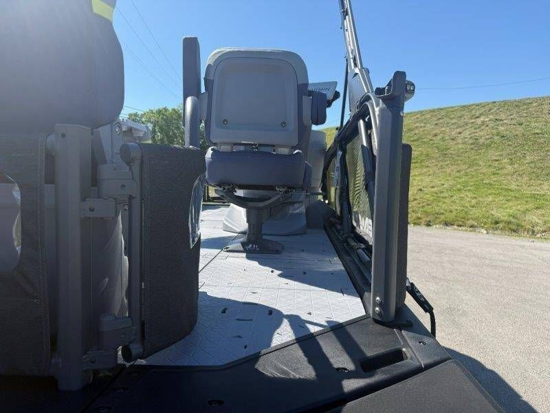 2026 Sea-Doo Switch Cruise Limited 18 - 10
