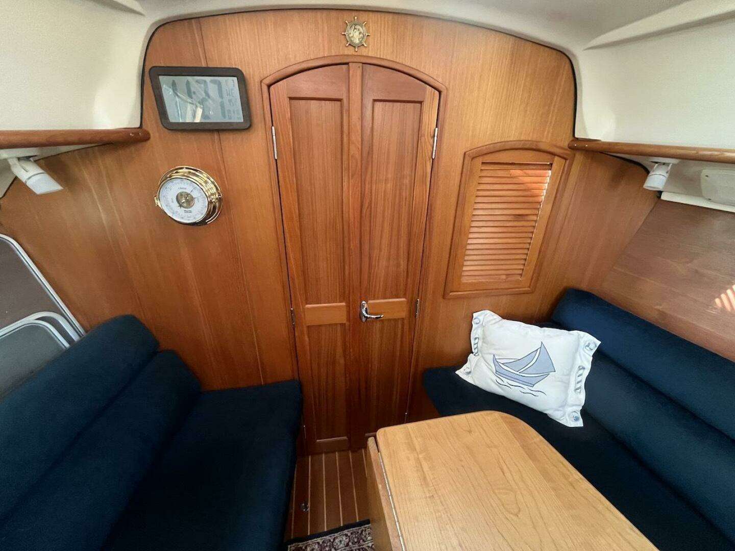 2002 Hunter 326 - Image 23
