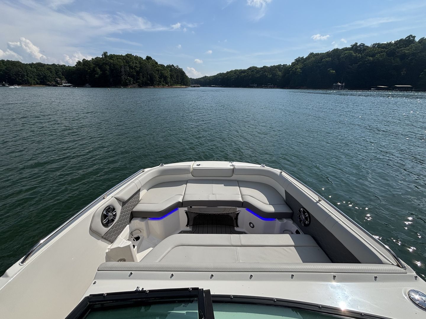 2022 Sea Ray SDX 250 - 15