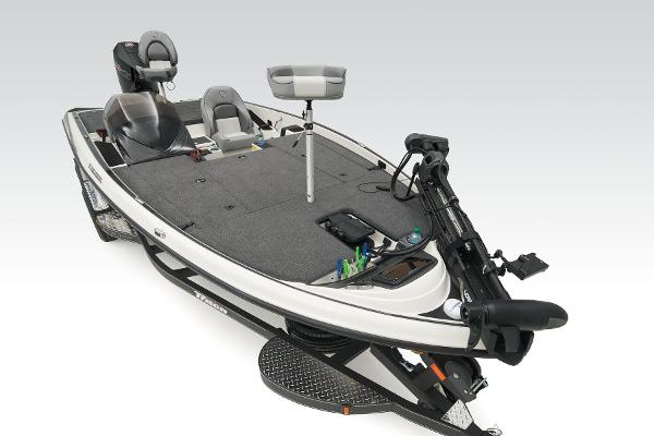 2025 Triton 19 TrX Patriot - 9