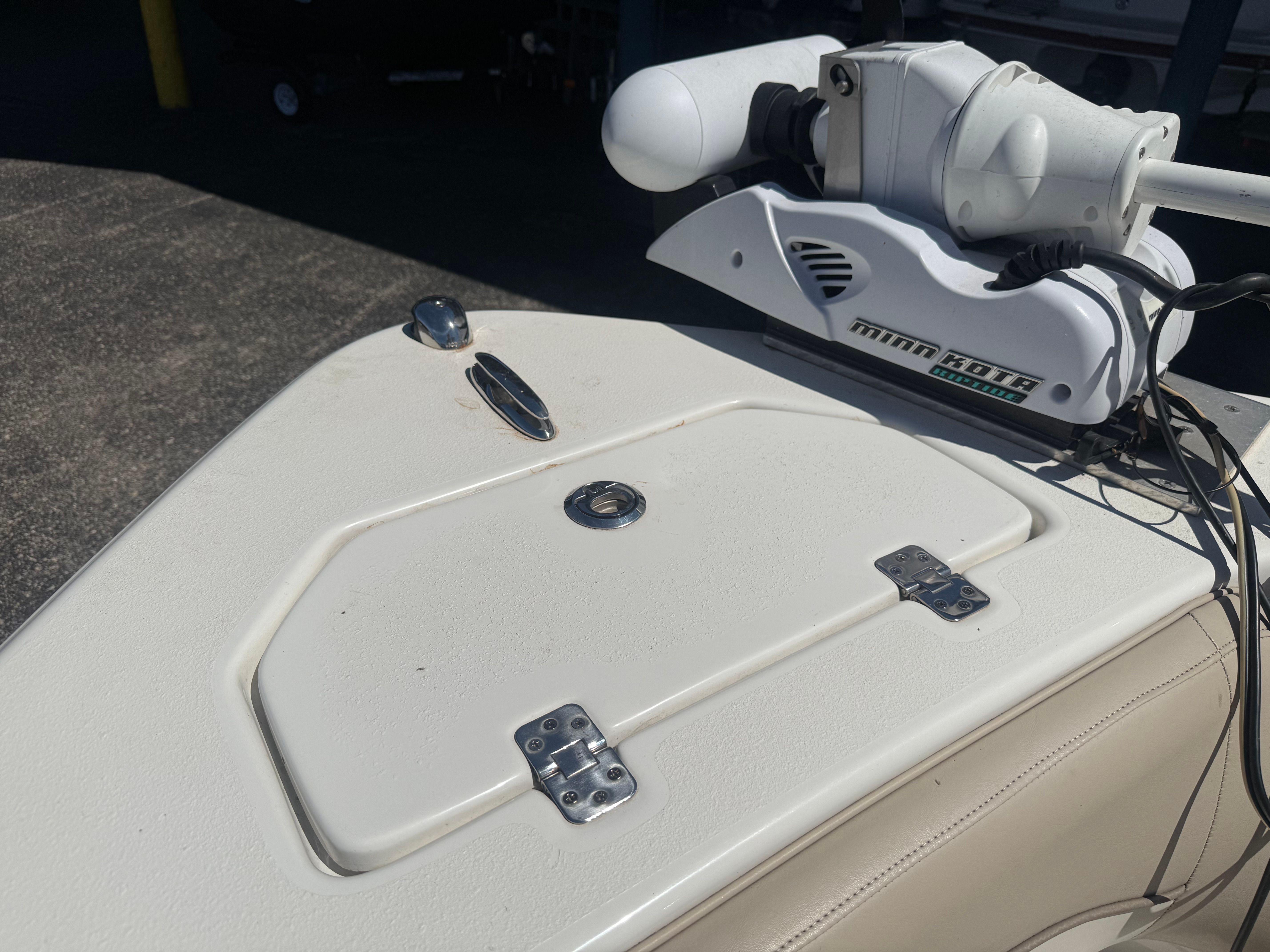 Close-up of a NauticStar boat's bow with a Minn Kota motor.
