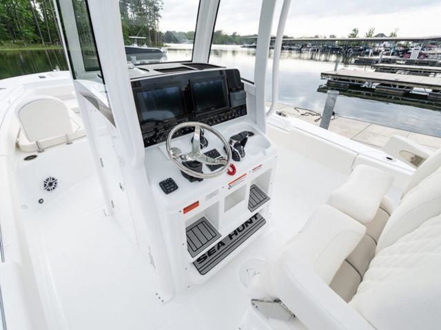 2026 Sea Hunt Gamefish 27 Forward Seating - 25