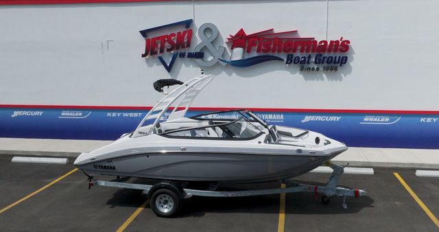 2026 Yamaha Boats 195S - 2
