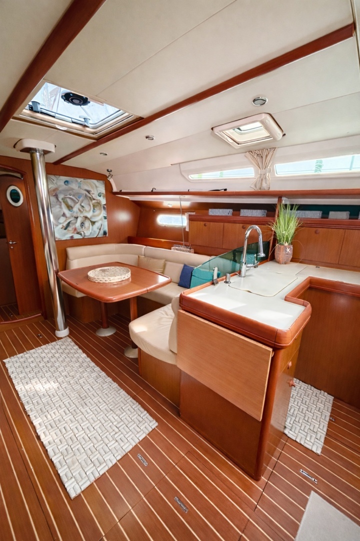 2007 Jeanneau Sun Odyssey 42i - Image 35