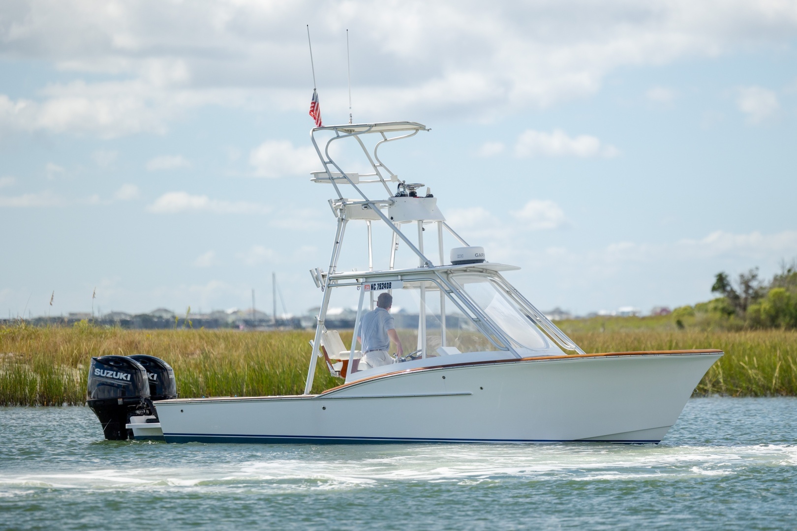 2005 Custom Carolina 26 Tideline Express - Image 19