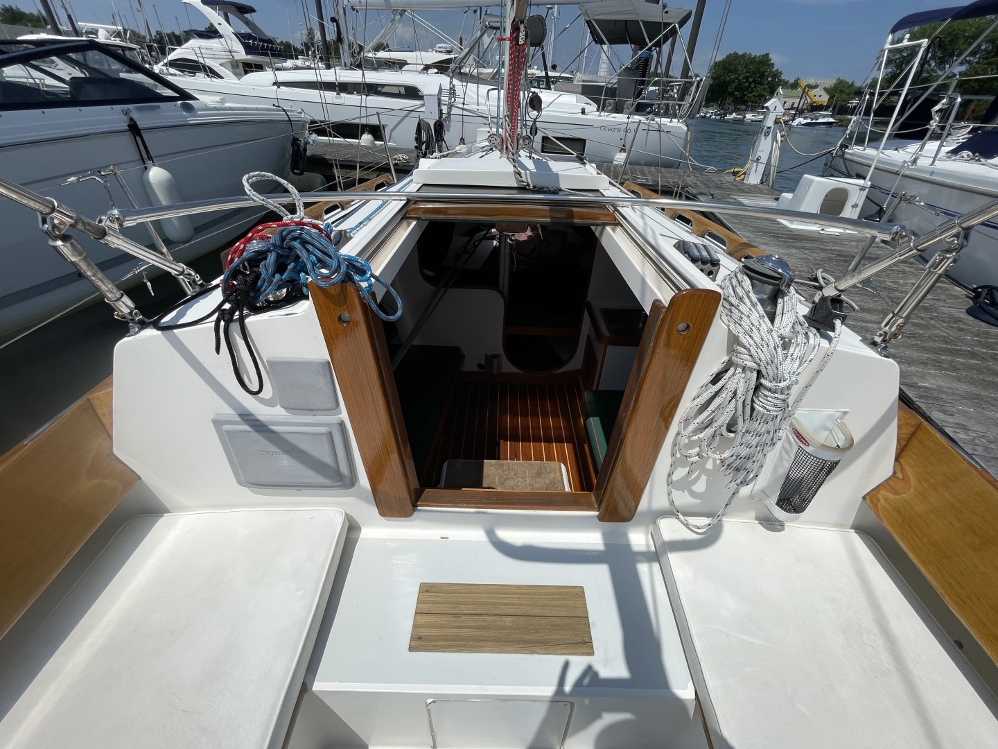 2006 Alerion Express 28 - Image 21