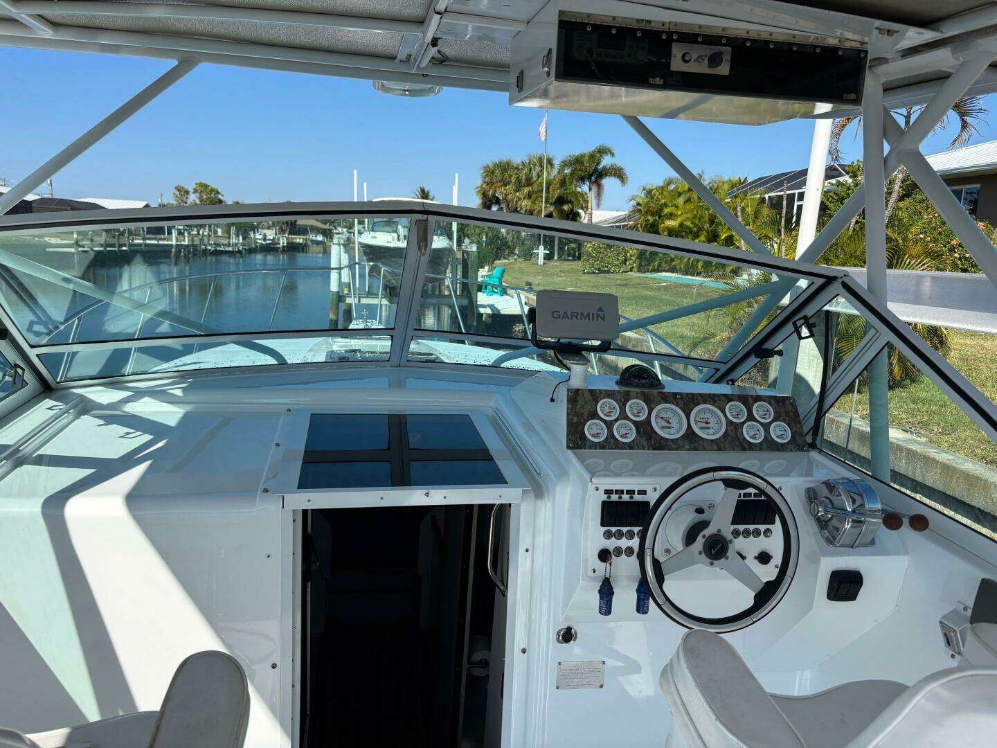 1987 Chris-Craft 284 - Image 11