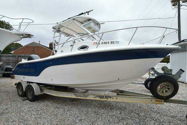2011 Sea Fox 236WA