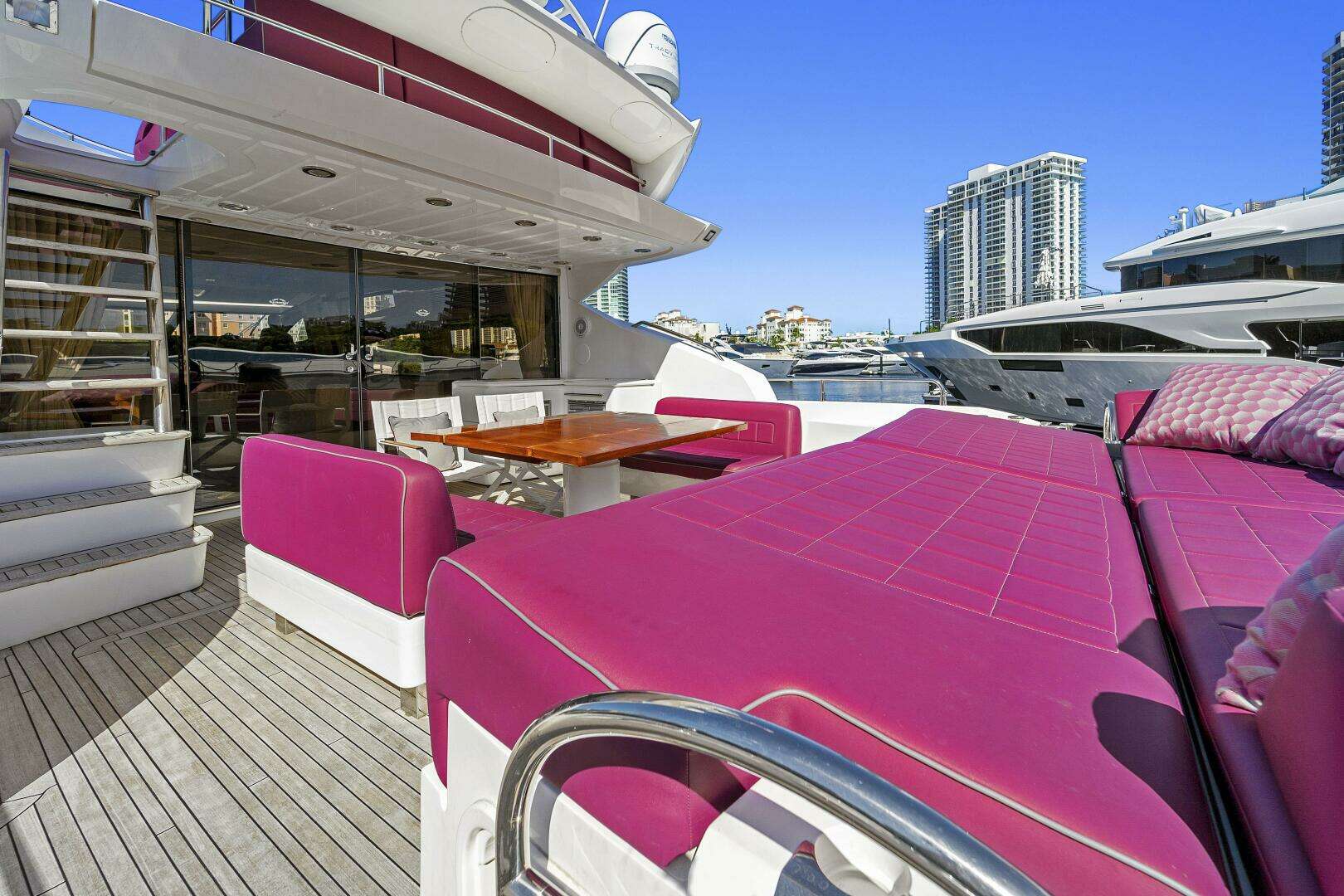 2013 Sunseeker Predator 84 - Image 15