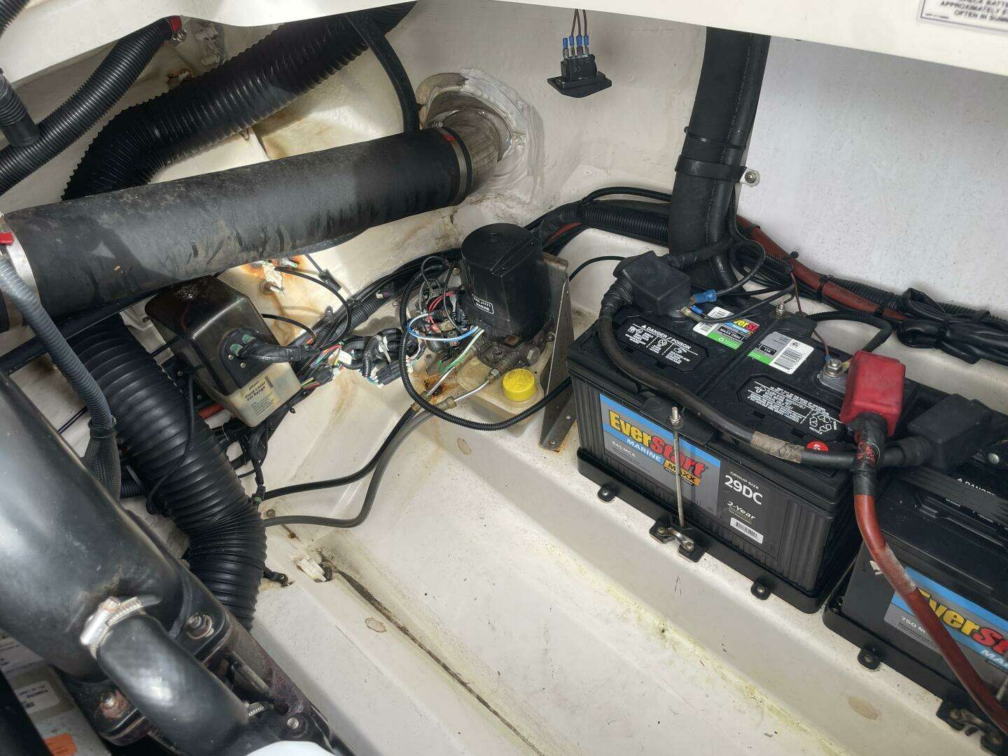 2008 Sea Ray 270 SLX - Image 27