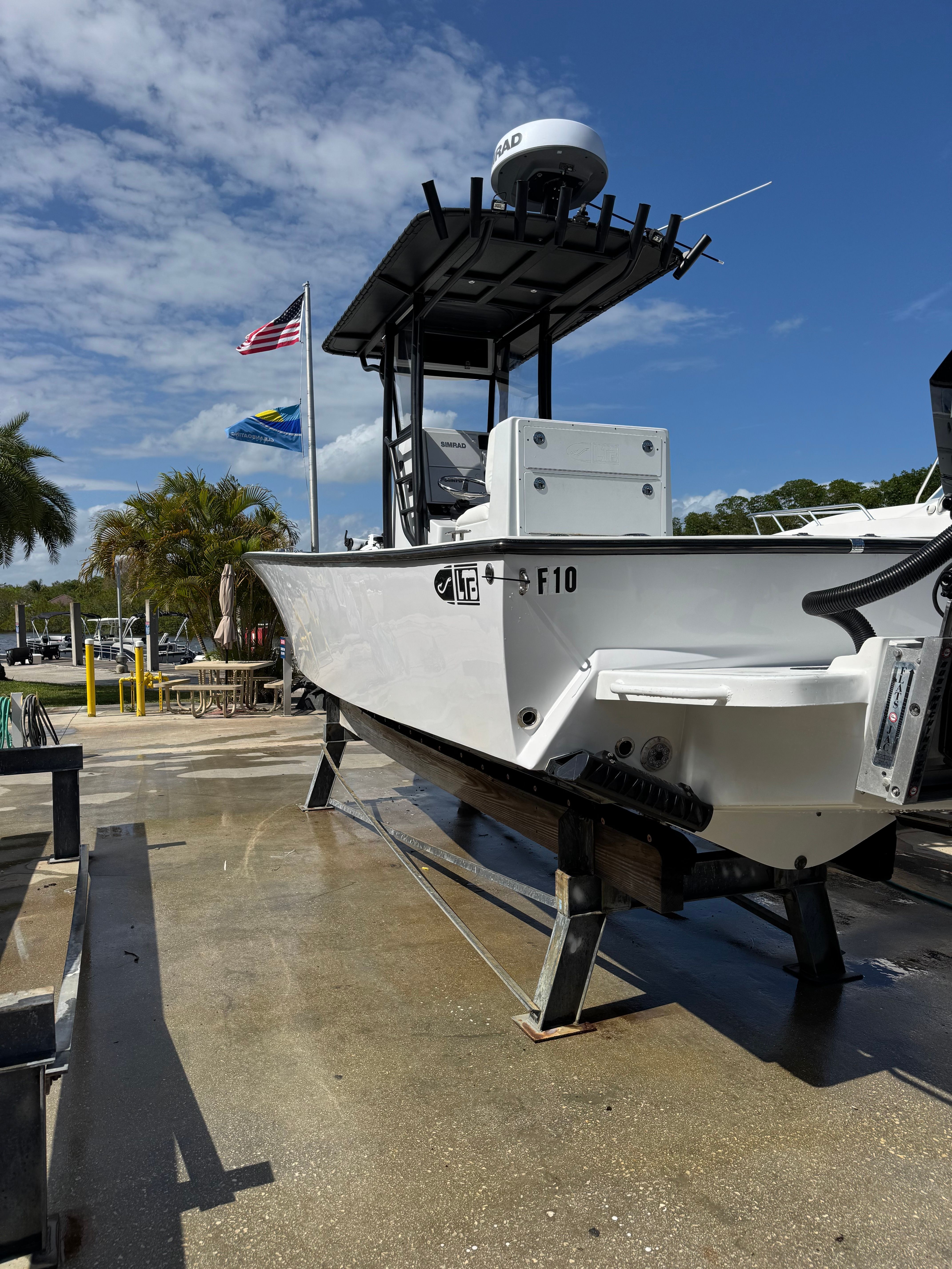 2024 Latitude Tournament Boats 25' CC on a boat trailer.