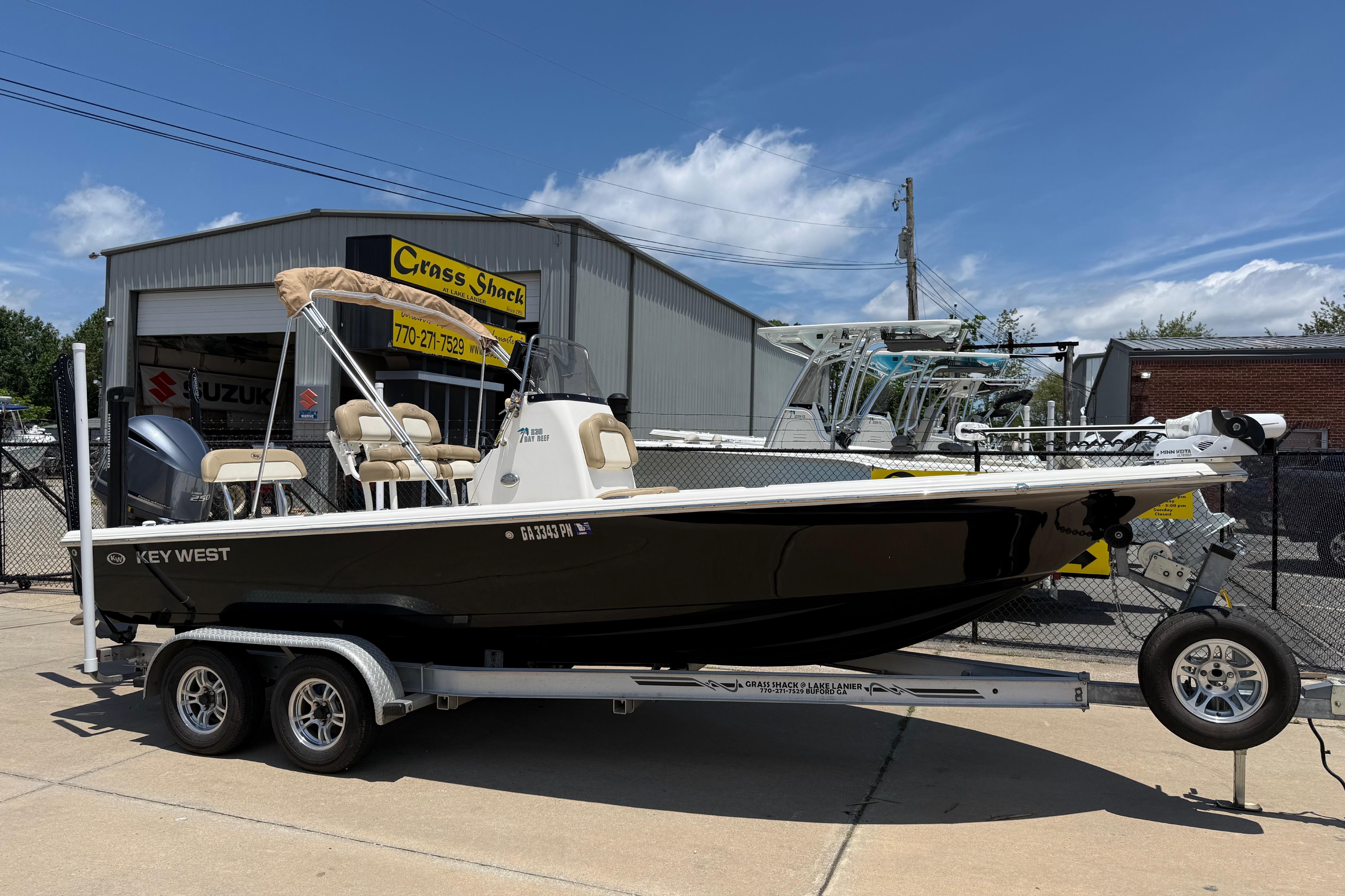 2019 Key West 230 Bay Reef