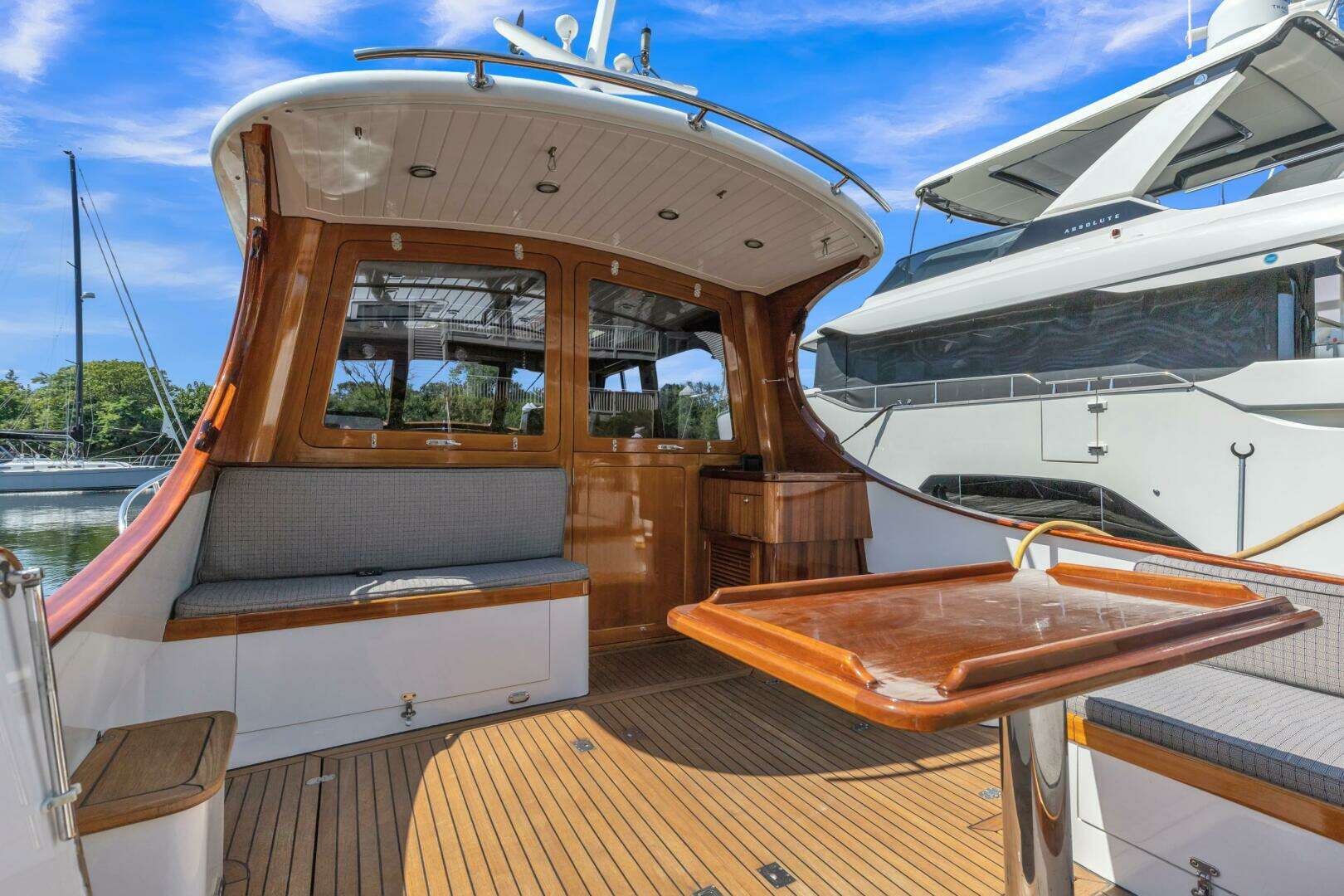 2007 Gorbon 40 - Image 11
