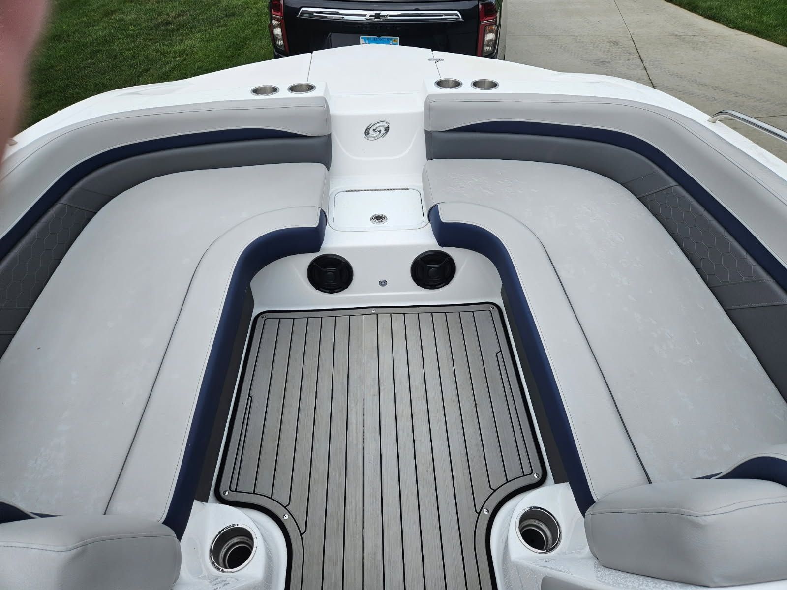 2019 Hurricane Sun Deck 217 - 7