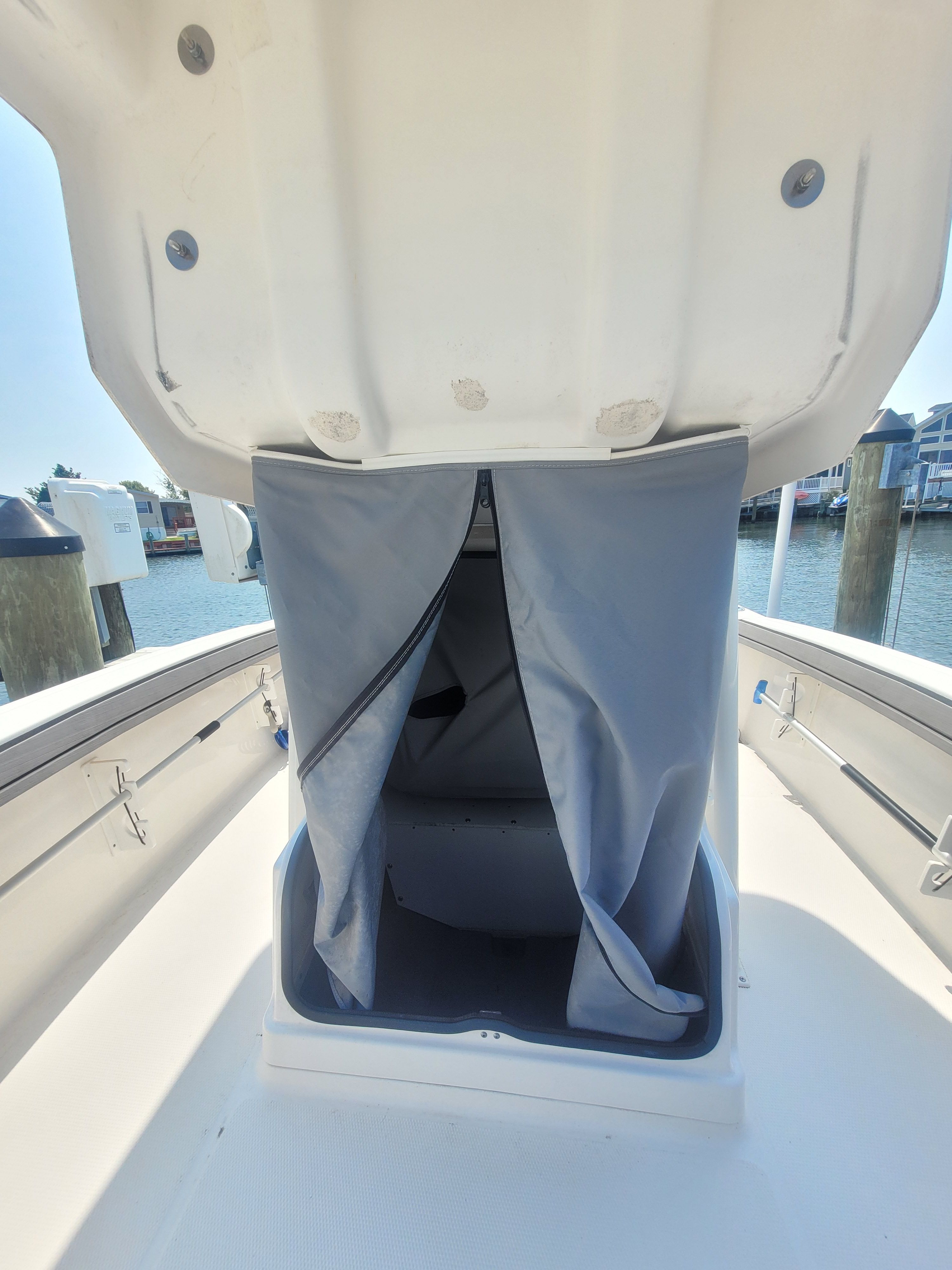 2018 Yamaha Boats FSH 190 SPORT - 12