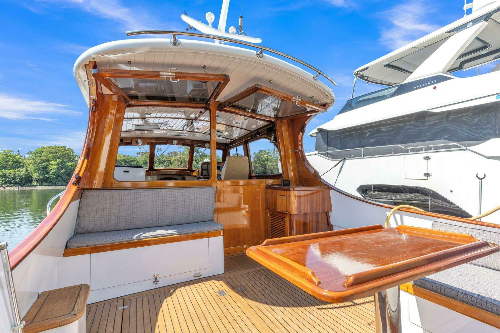 2007 Gorbon 40 - Image 10