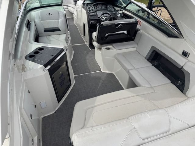 2011 Monterey 328SS Super Sport - 8